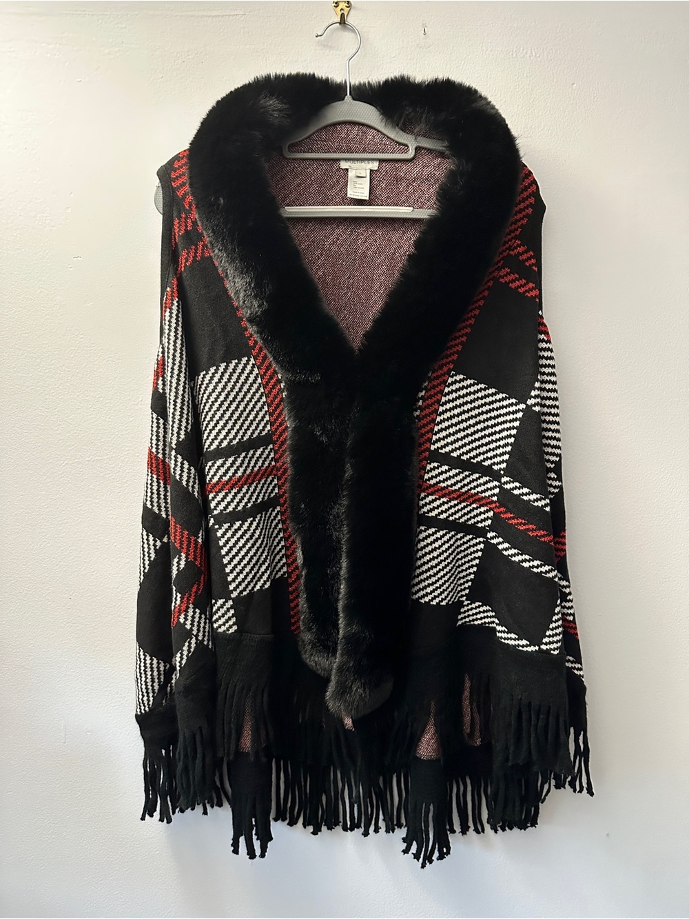 MULTIPLES Knit Cloak Size Large